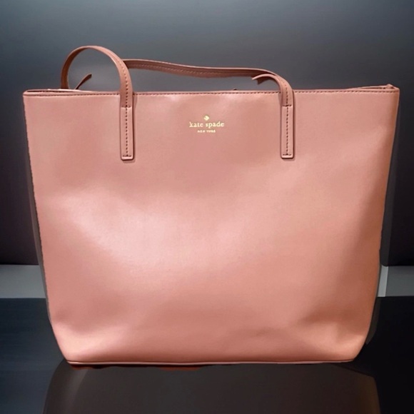 kate spade Handbags - Kate Spade Large Blush Pink Tote Bag EUC